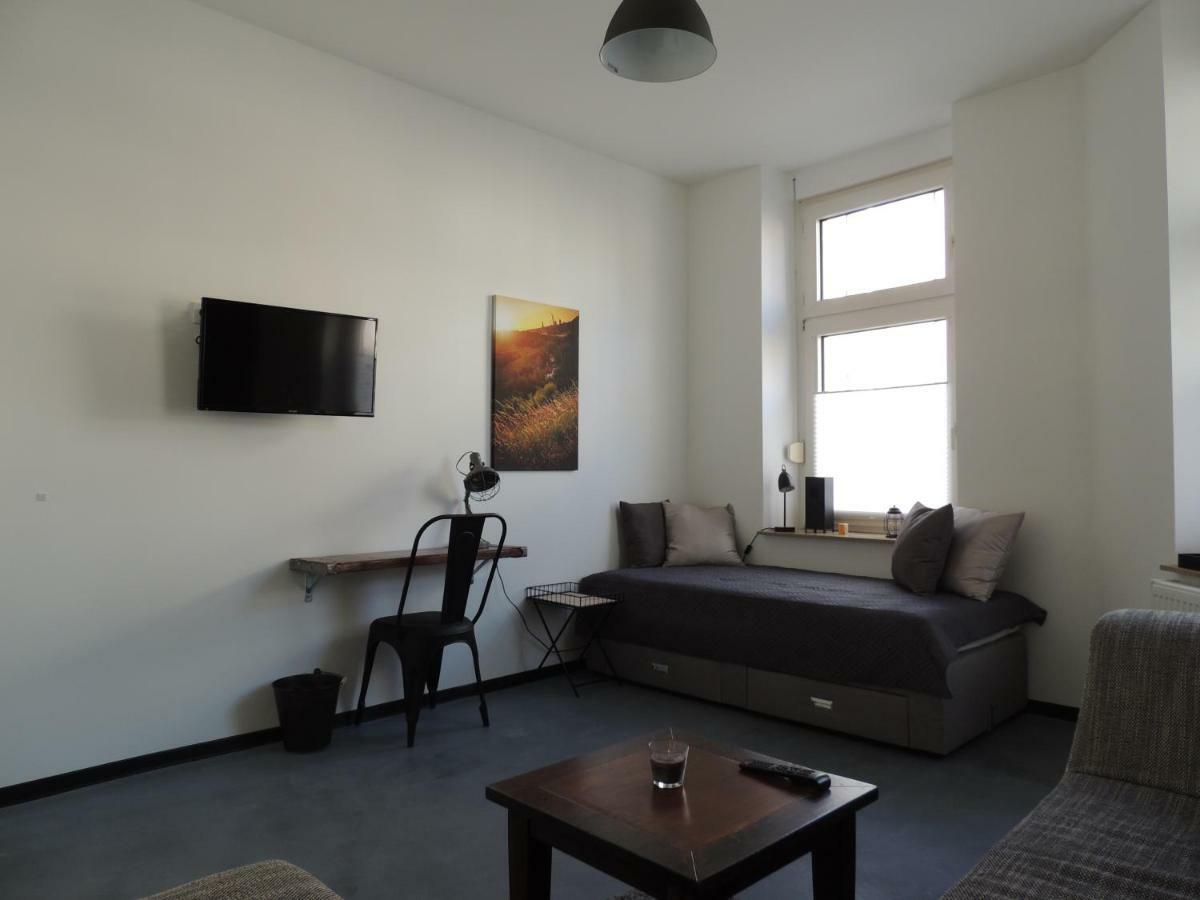 Zentrales Apartment In Gelsenkirchen Esterno foto
