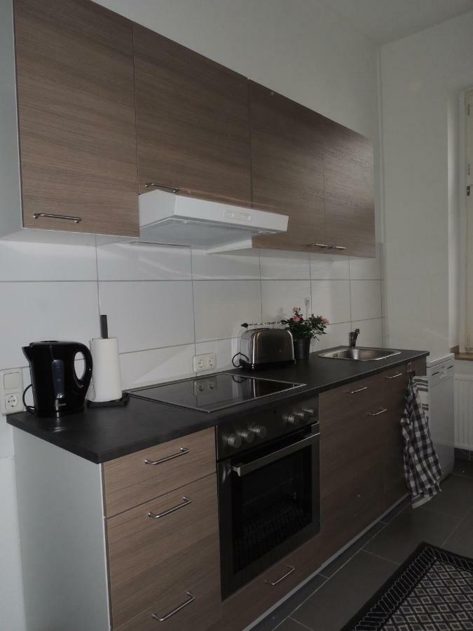 Zentrales Apartment In Gelsenkirchen Esterno foto