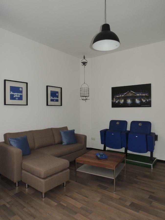 Zentrales Apartment In Gelsenkirchen Esterno foto