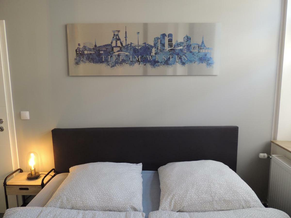 Zentrales Apartment In Gelsenkirchen Esterno foto